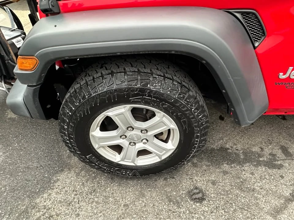 2020 Jeep JL Wrangler - Image 9 of 19