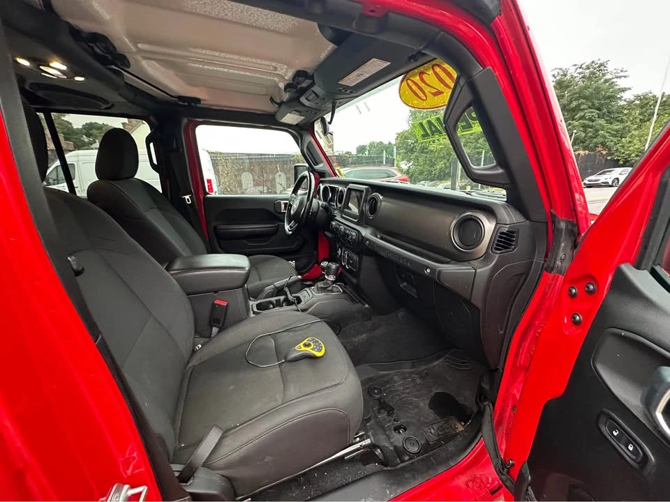 2020 Jeep JL Wrangler - Image 17 of 19