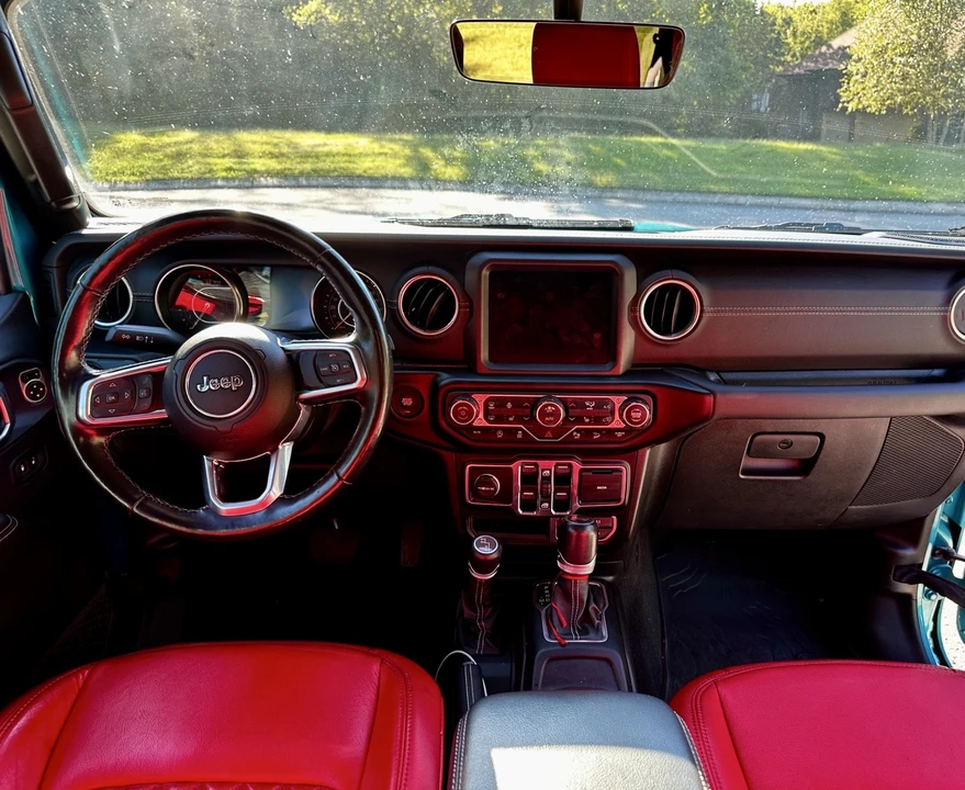 2020 Jeep JL Wrangler - Image 10 of 13