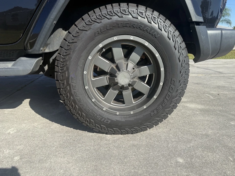 2020 Jeep JL Wrangler - Image 4 of 14