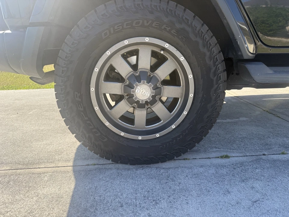 2020 Jeep JL Wrangler - Image 6 of 14