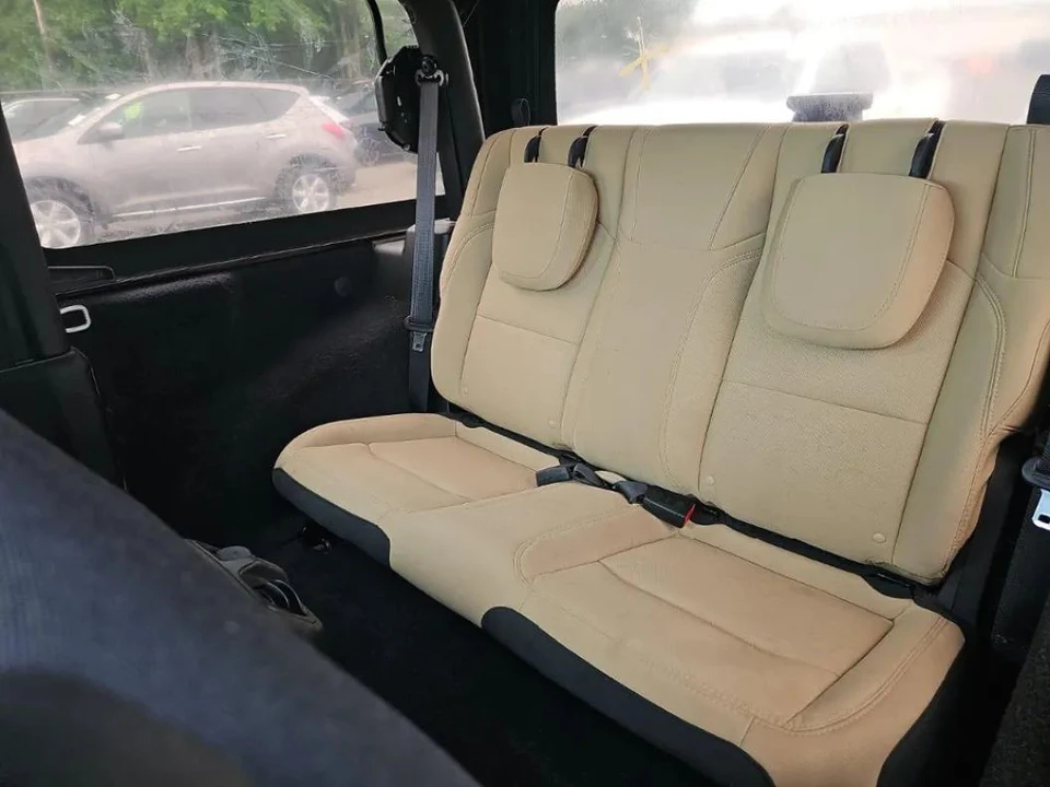 2020 Jeep JL Wrangler - Image 18 of 24