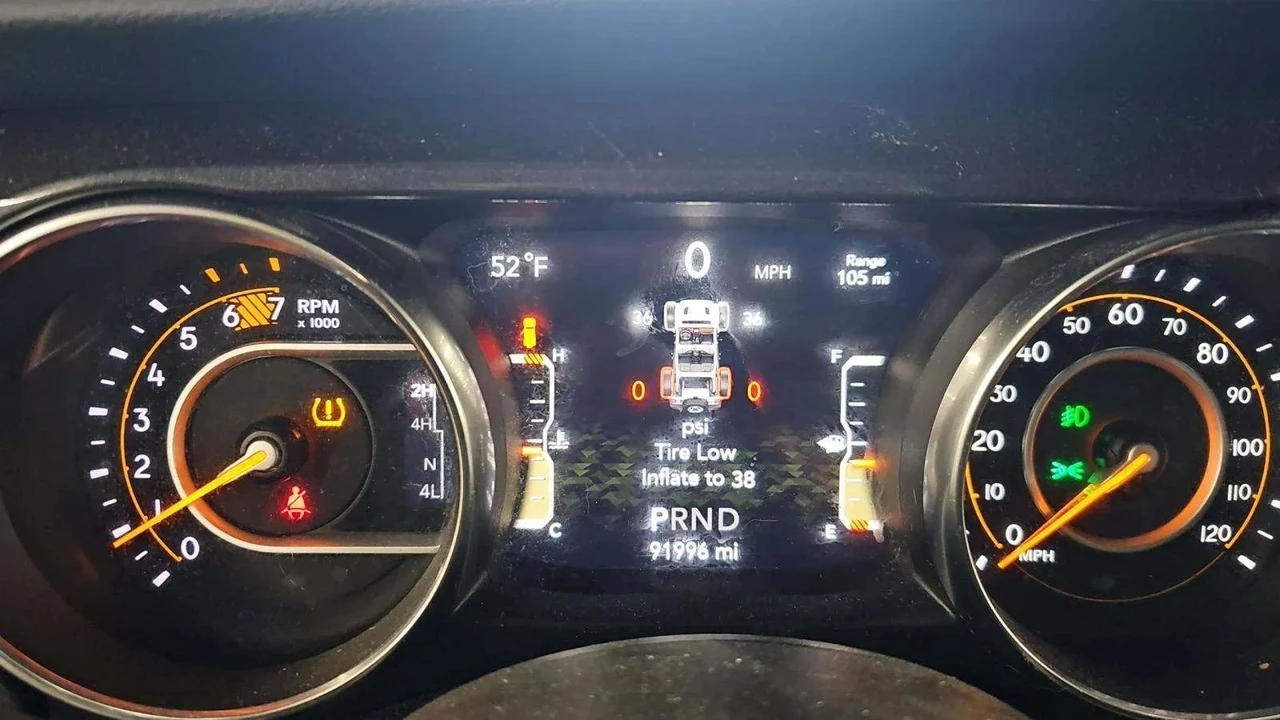 2020 Jeep JL Wrangler - Image 3 of 24