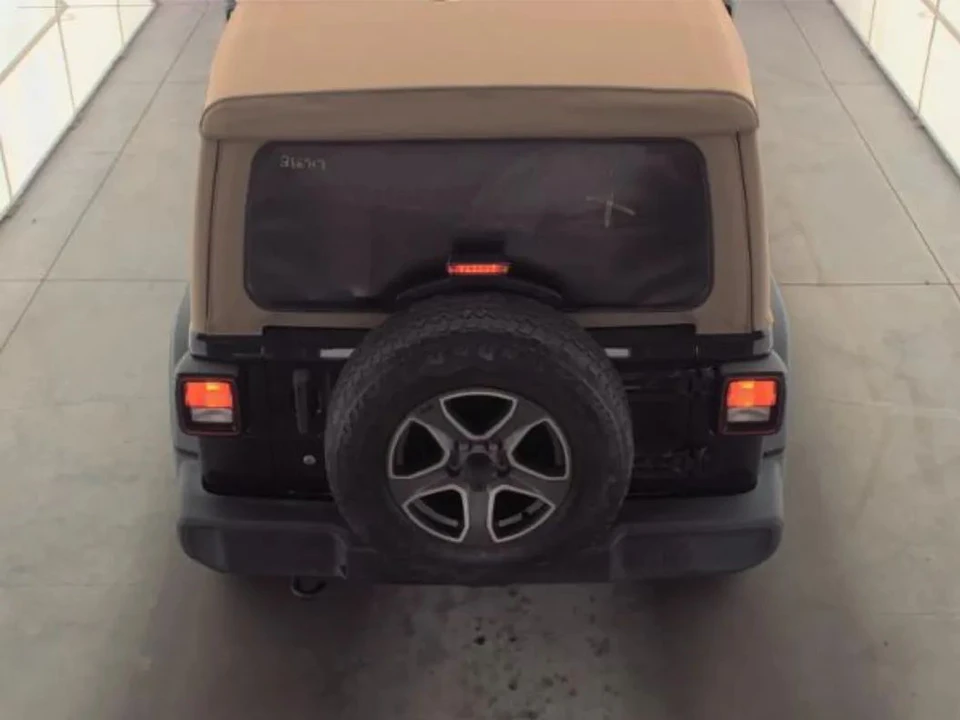 2020 Jeep JL Wrangler - Image 6 of 24
