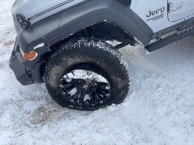2020 Jeep JL Wrangler - Image 18 of 23