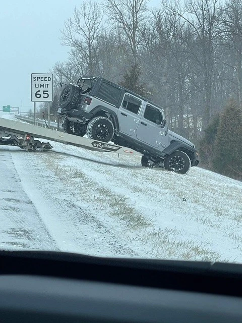 2020 Jeep JL Wrangler - Image 16 of 23