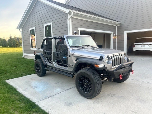 2020 Jeep JL Wrangler - Image 3 of 23