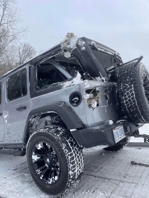 2020 Jeep JL Wrangler - Image 20 of 23