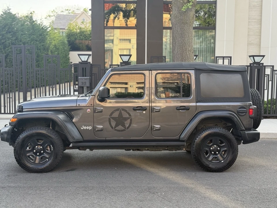2020 Jeep JL Wrangler - Image 7 of 30