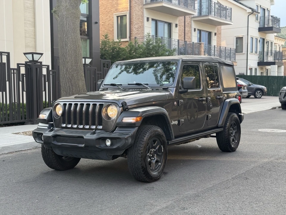 2020 Jeep JL Wrangler - Image 2 of 30