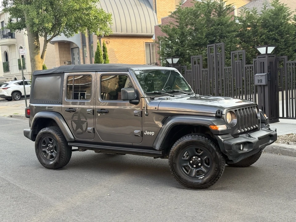 2020 Jeep JL Wrangler - Image 3 of 30