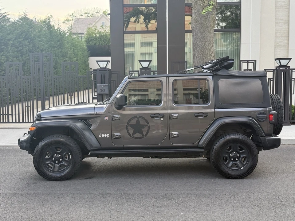 2020 Jeep JL Wrangler - Image 11 of 30