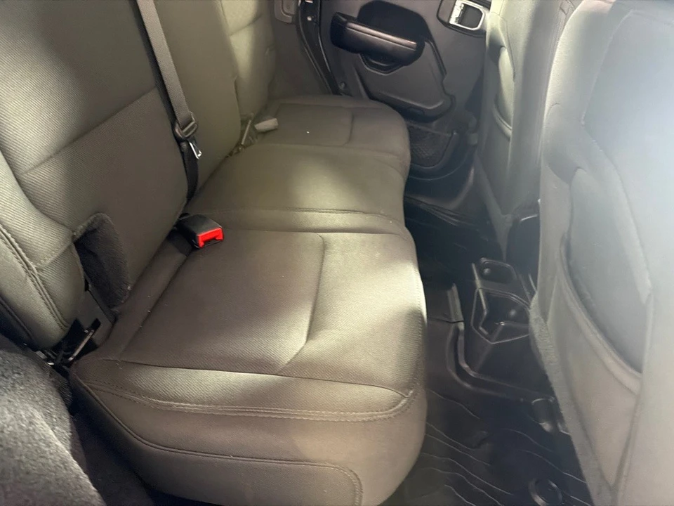 2020 Jeep JL Wrangler - Image 21 of 26