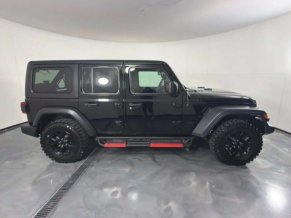 2020 Jeep JL Wrangler - Image 4 of 26
