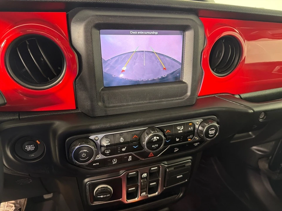 2020 Jeep JL Wrangler - Image 16 of 26
