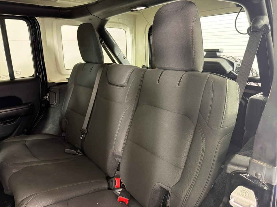 2020 Jeep JL Wrangler - Image 19 of 26