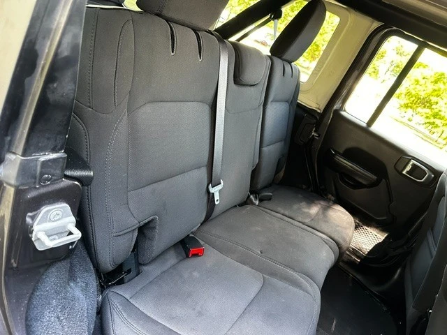 2020 Jeep JL Wrangler - Image 15 of 19