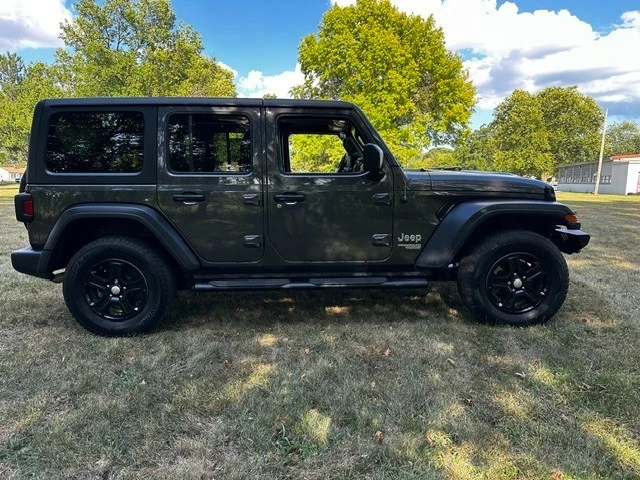2020 Jeep JL Wrangler - Image 7 of 19
