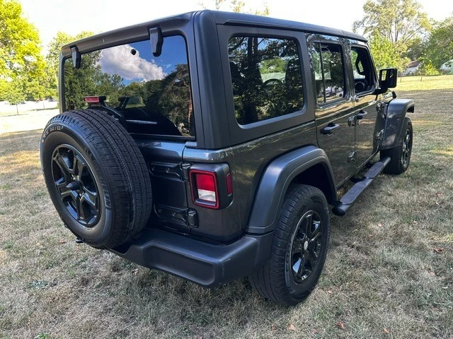 2020 Jeep JL Wrangler - Image 8 of 19
