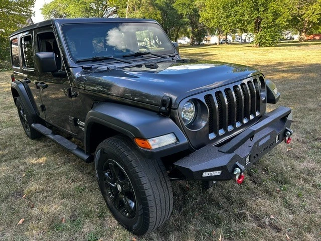 2020 Jeep JL Wrangler - Image 2 of 19