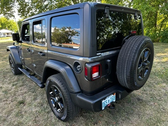 2020 Jeep JL Wrangler - Image 5 of 19