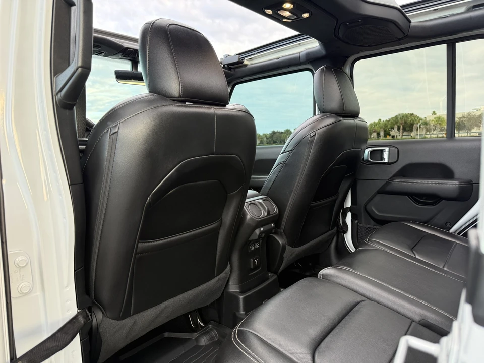 2020 Jeep JL Wrangler - Image 19 of 21