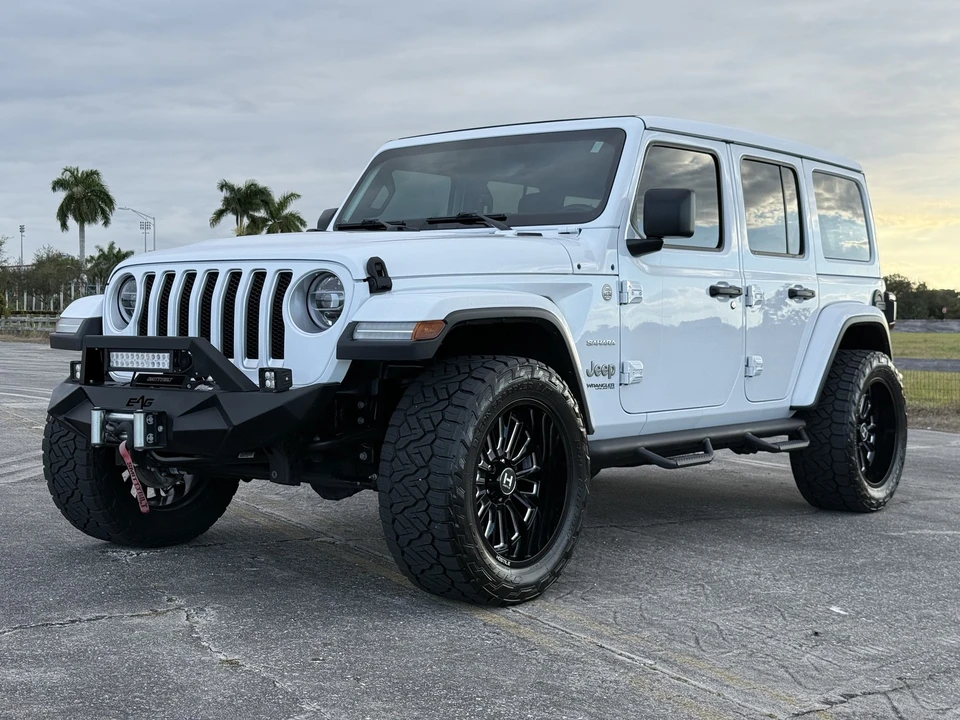 2020 Jeep JL Wrangler - Image 6 of 21