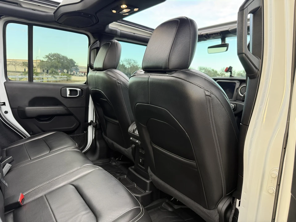 2020 Jeep JL Wrangler - Image 21 of 21