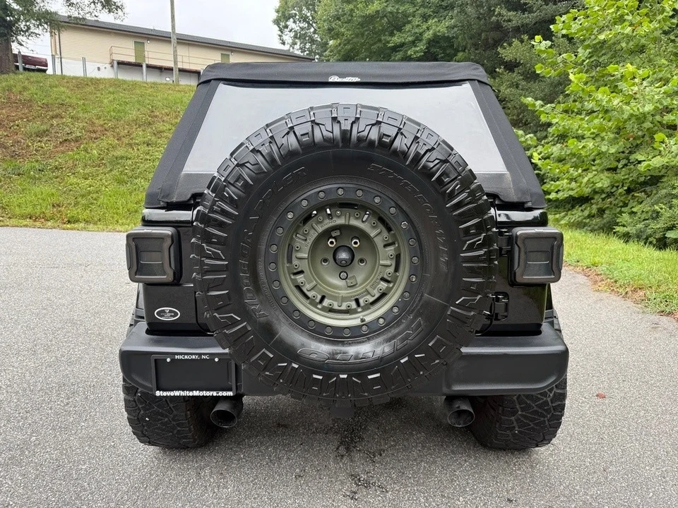 2020 Jeep JL Wrangler - Image 8 of 21