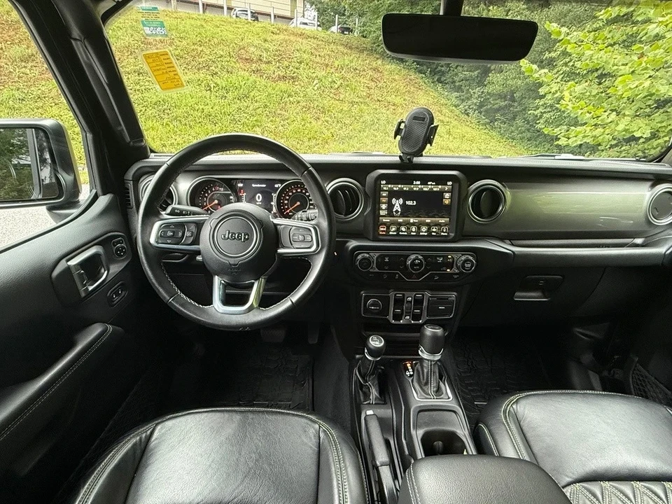 2020 Jeep JL Wrangler - Image 11 of 21