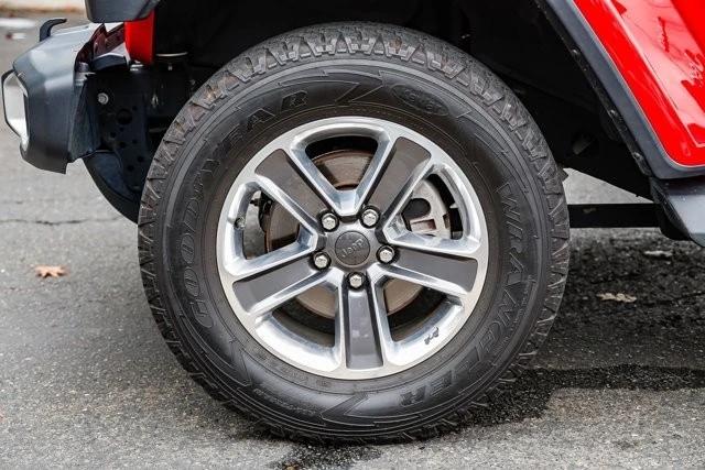 2020 Jeep JL Wrangler - Image 9 of 12