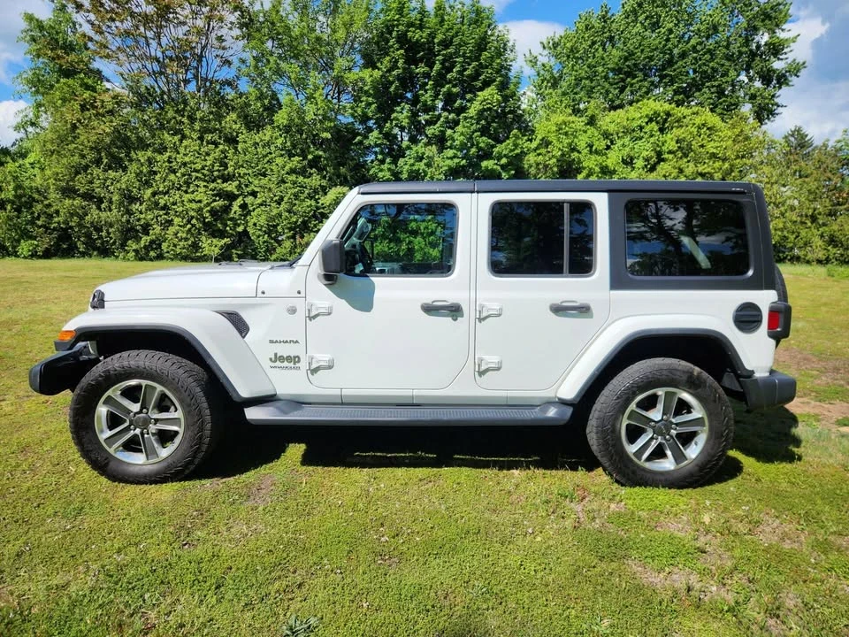 2020 Jeep JL Wrangler - Image 2 of 4