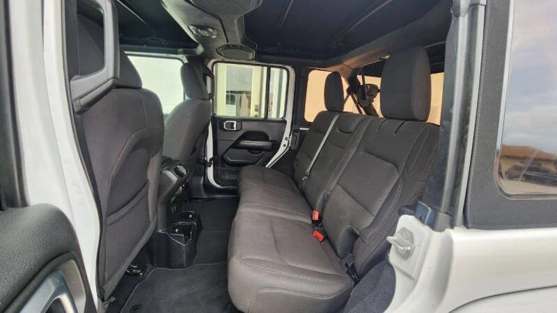 2020 Jeep JL Wrangler - Image 14 of 15