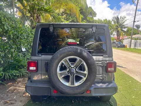 2020 Jeep Wrangler Sahara