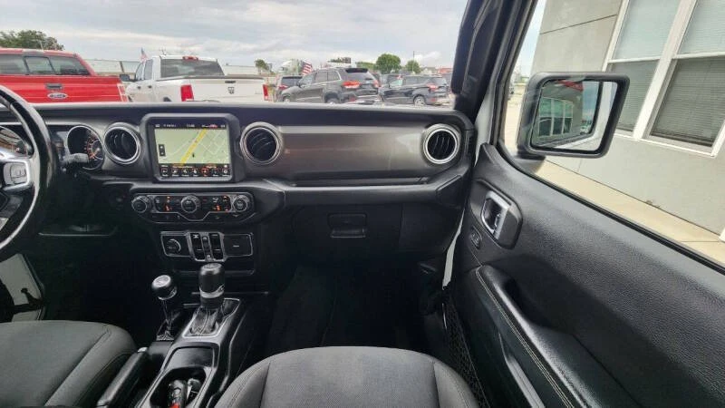 2020 Jeep JL Wrangler - Image 13 of 15