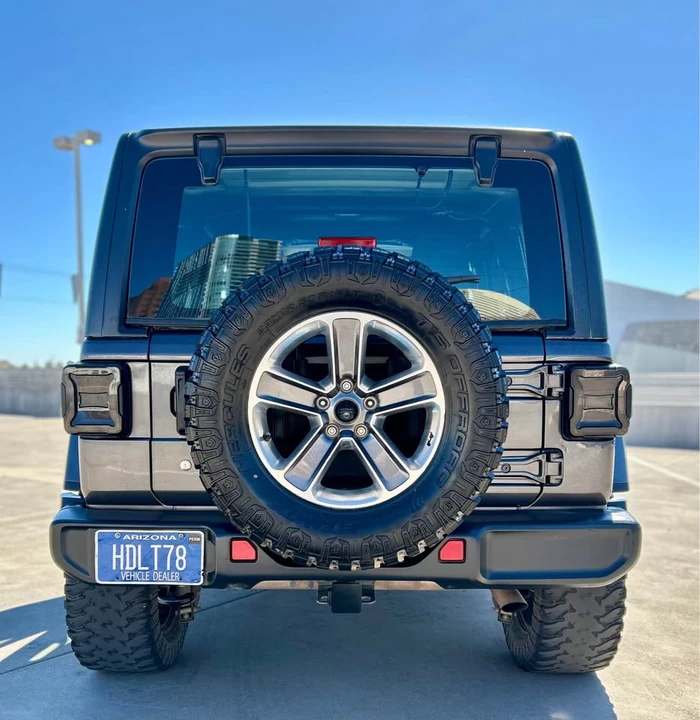 2020 Jeep JL Wrangler - Image 4 of 9