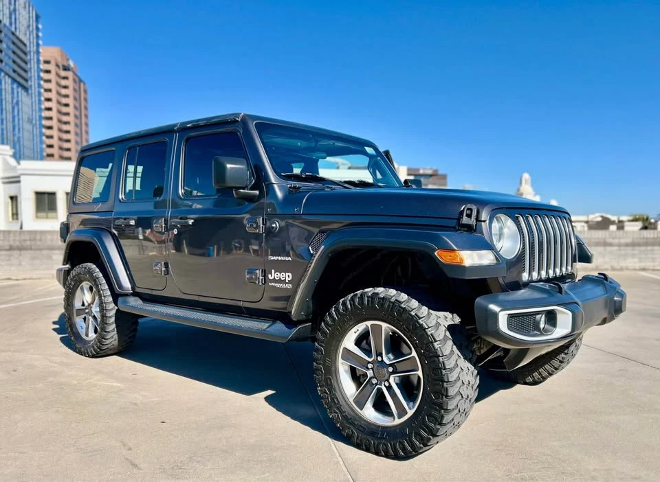 2020 Jeep JL Wrangler - Image 7 of 9
