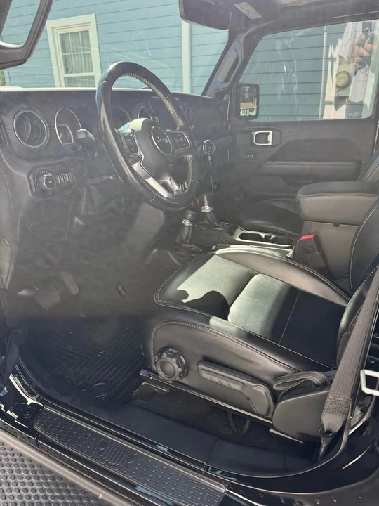 2020 Jeep JL Wrangler - Image 6 of 9
