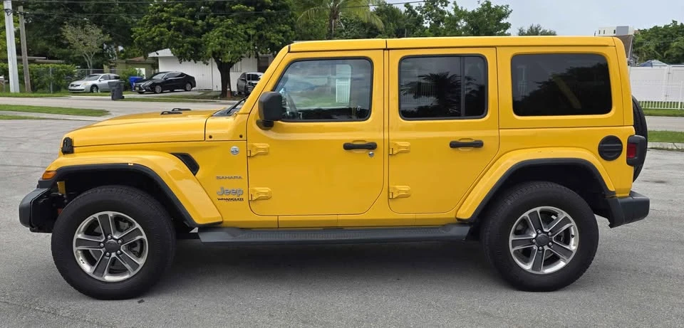 2020 Jeep JL Wrangler - Image 2 of 17