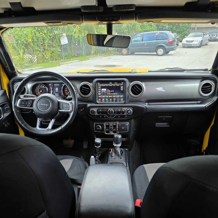 2020 Jeep JL Wrangler - Image 13 of 17
