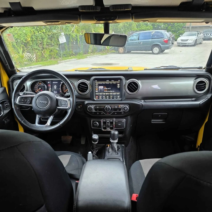 2020 Jeep JL Wrangler - Image 13 of 17
