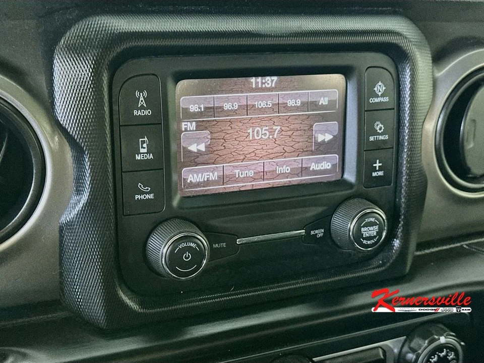2020 Jeep JL Wrangler - Image 17 of 24
