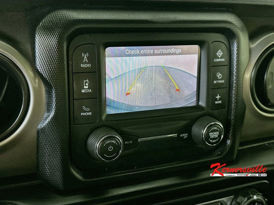 2020 Jeep JL Wrangler - Image 19 of 24