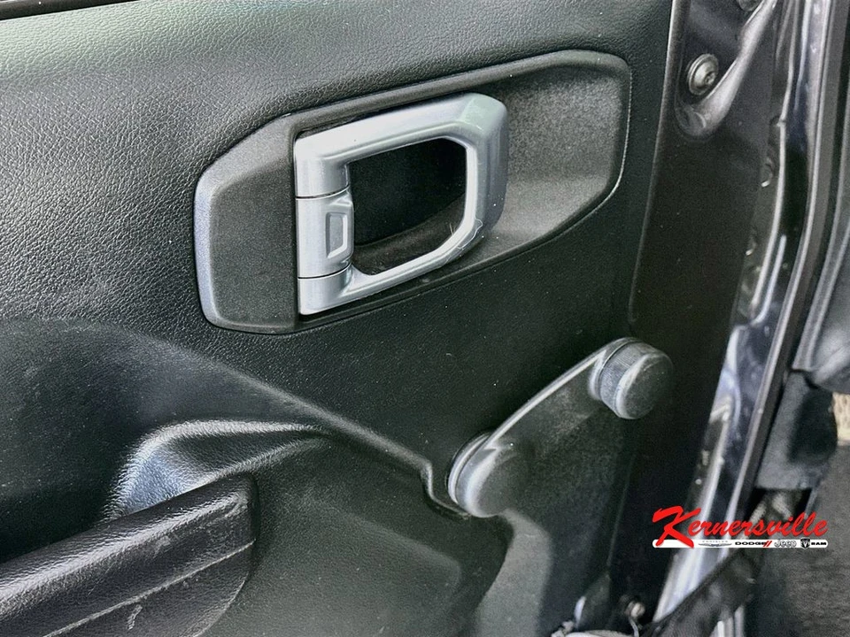 2020 Jeep JL Wrangler - Image 23 of 24