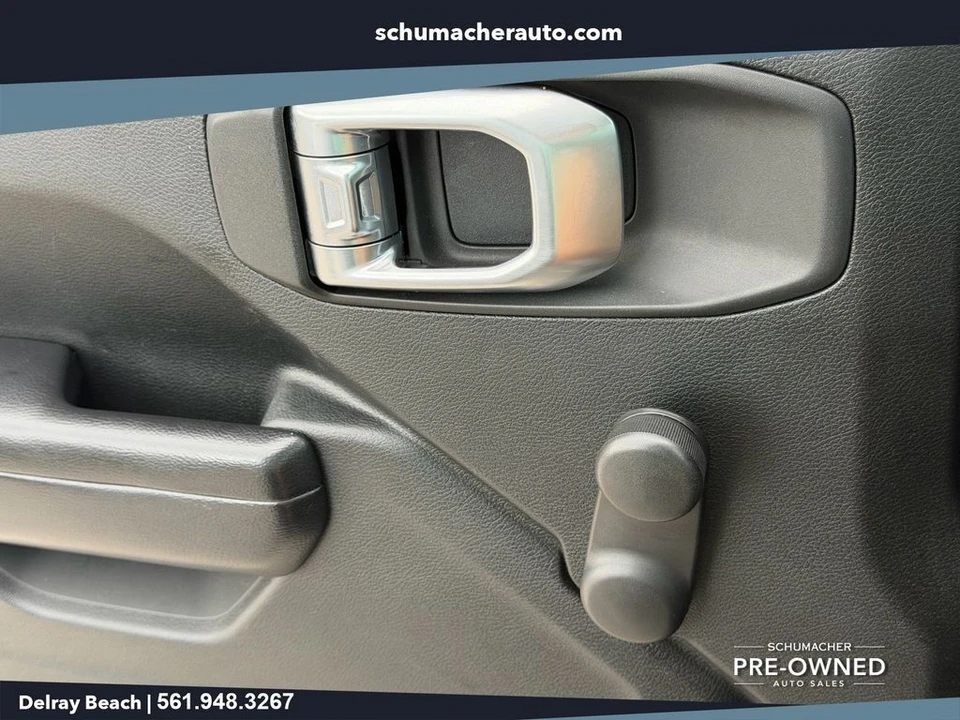 2020 Jeep JL Wrangler - Image 21 of 22