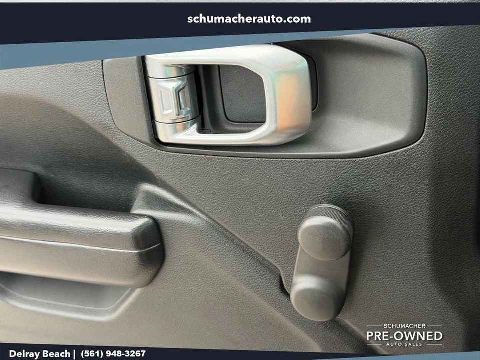 2020 Jeep JL Wrangler - Image 21 of 22