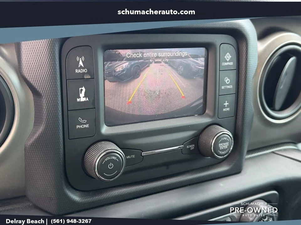 2020 Jeep JL Wrangler - Image 15 of 22