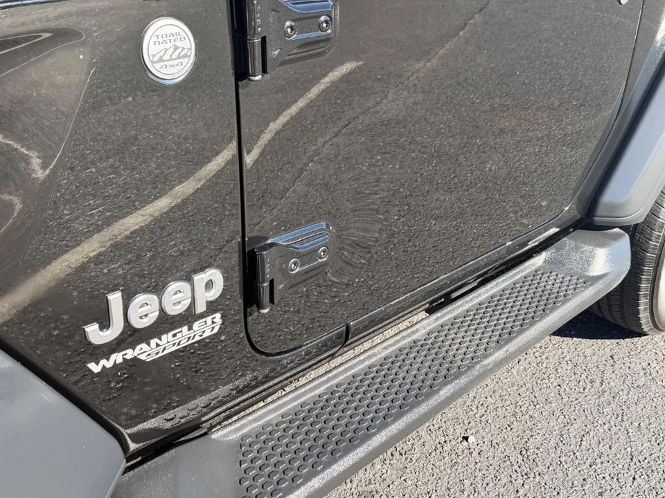 2020 Jeep JL Wrangler - Image 4 of 21
