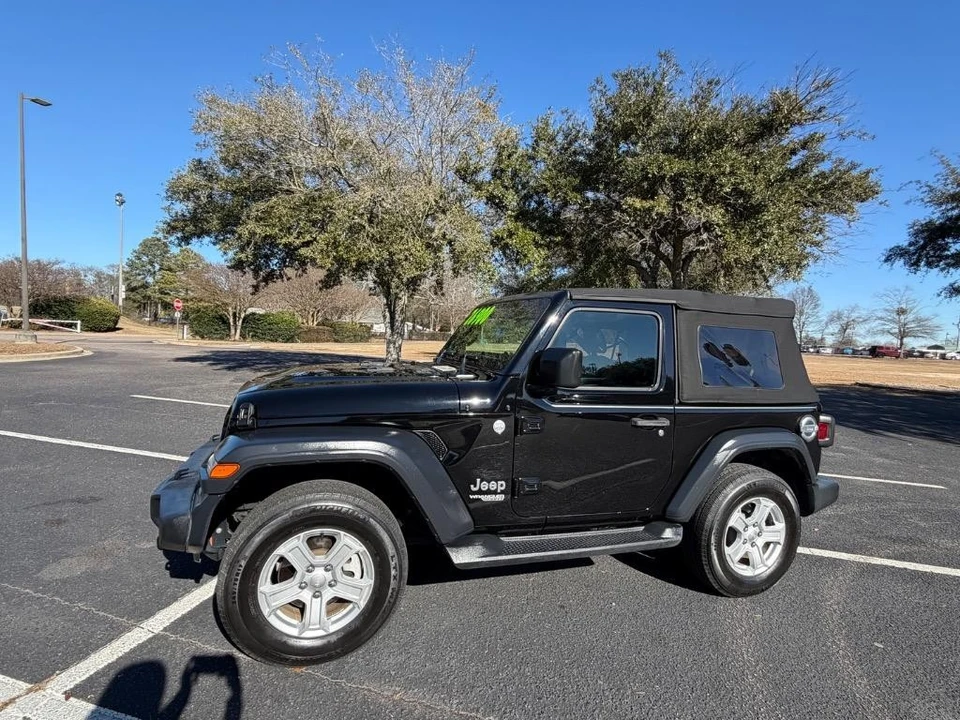 2020 Jeep JL Wrangler - Image 2 of 21