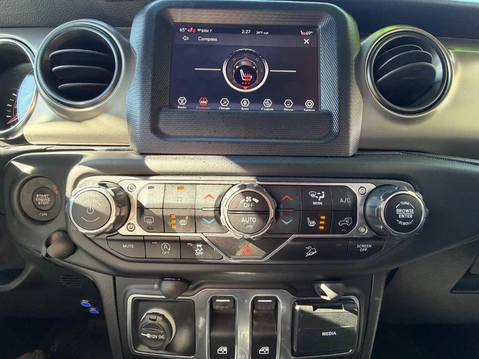 2020 Jeep JL Wrangler - Image 16 of 21